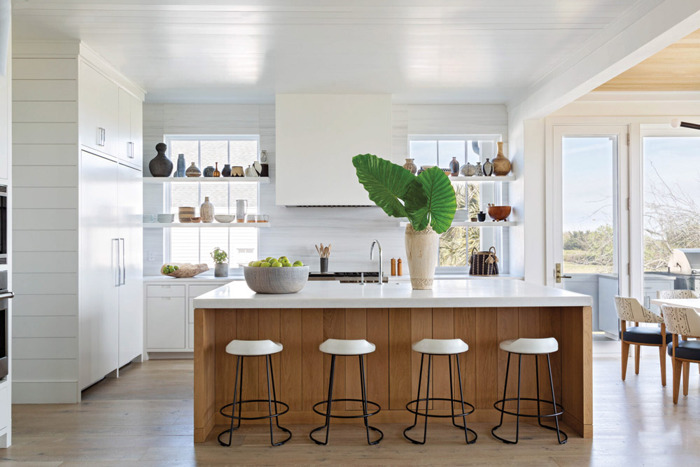 Why Open Shelves Often Look Cluttered
